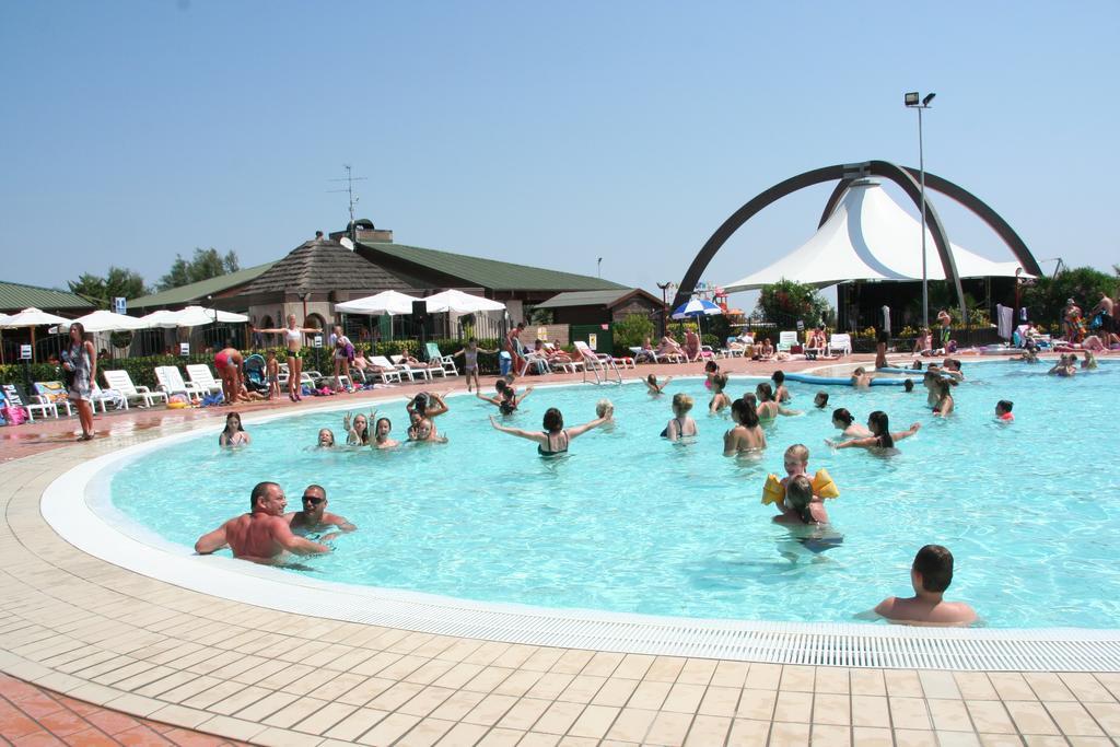 Lodge Tent Spiaggia E Mare Holiday Park Porto Garibaldi Buitenkant foto